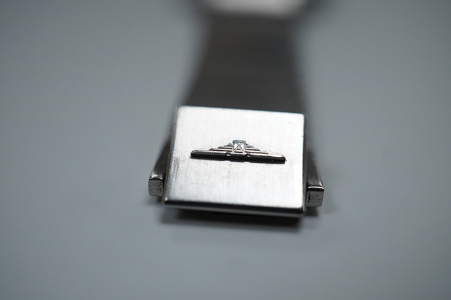 A gentleman's recent stainless steel backed Longines quartz wrist watch, with Roman dial, case diameter 31mm, on a steel bracelet, together with a lady's steel and gold plated Longines quartz wrist watch, case diameter 2